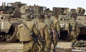 1 Israeli troops enter Gaza