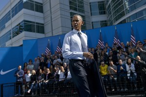 US President Barack Obama leaves after speaking about trade policy at Nike Headquarters on May 8, 2015 in Beaverton, Oregon. AFP PHOTO/BRENDAN SMIALOWSKI (Photo credit should read BRENDAN SMIALOWSKI/AFP/Getty Images)