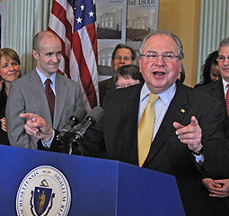 speaker_deleo_240